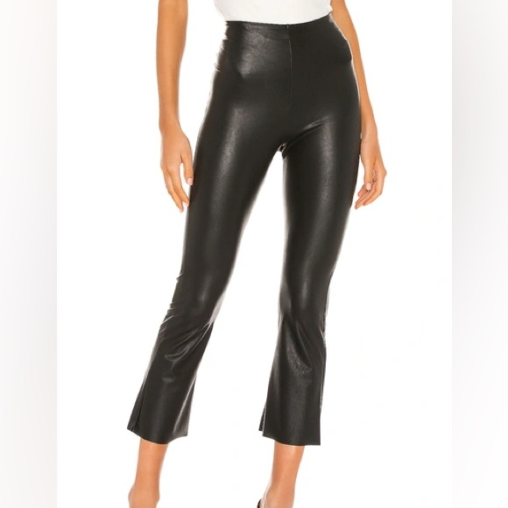 Commando faux leather cropped flare leggings
